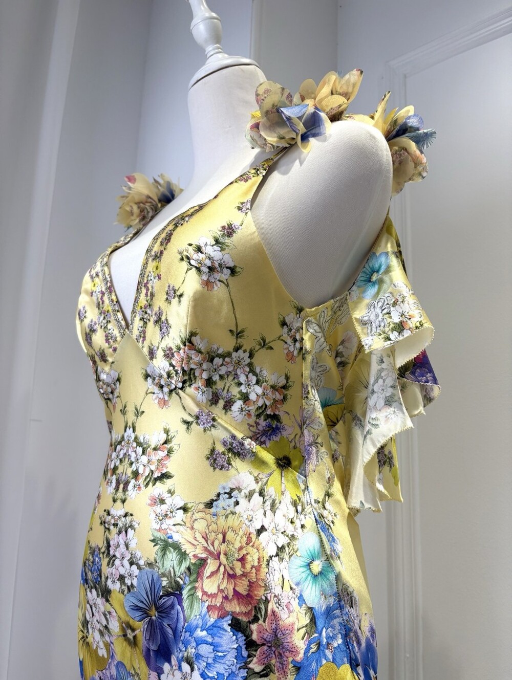 CAMILLA Appliqued embellished floral-print silk-satin maxi dress - Picture 16 of 16
